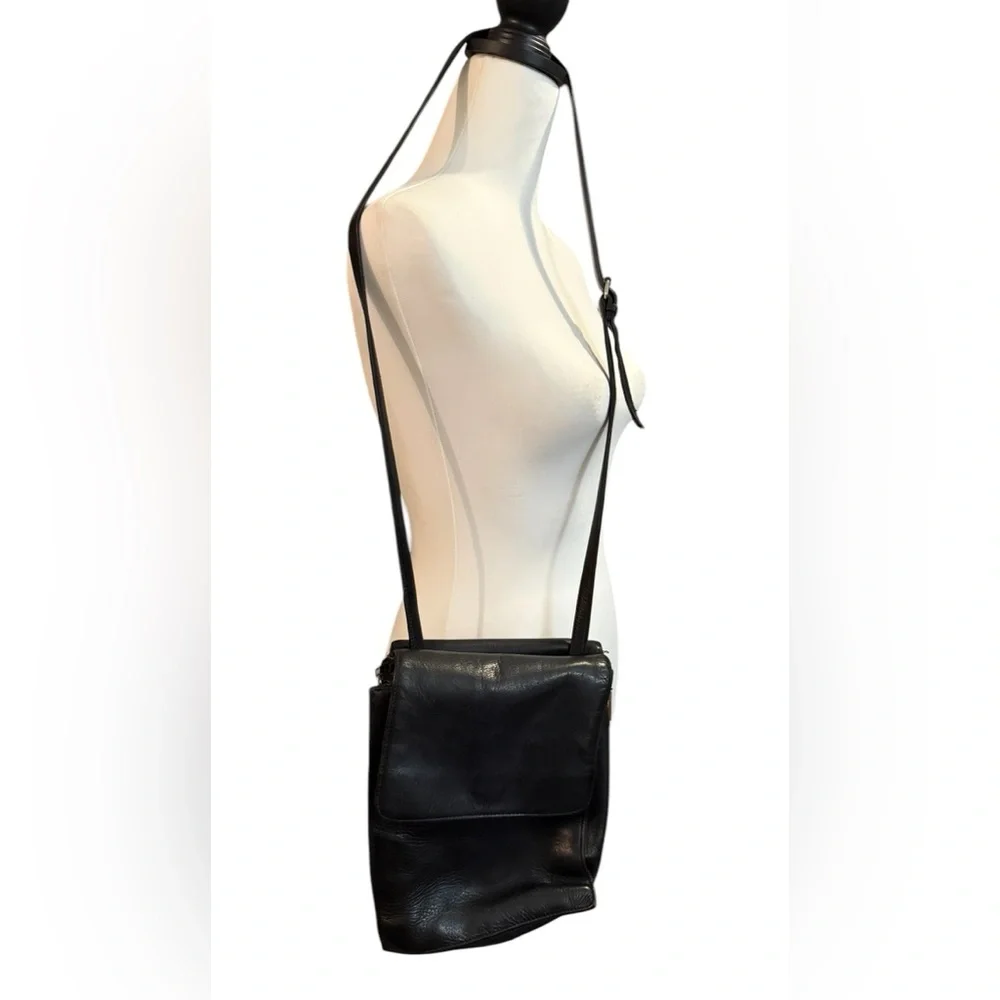 Hobo International Vintage Black Leather Small Crossbody Organizer Bag